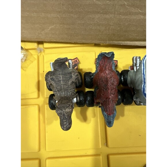 Lot of 6 Set Jurassic World Zoom Riders Pull Back Power Dinosaurs 🦕 3.25" NEW - Picture 2 of 6